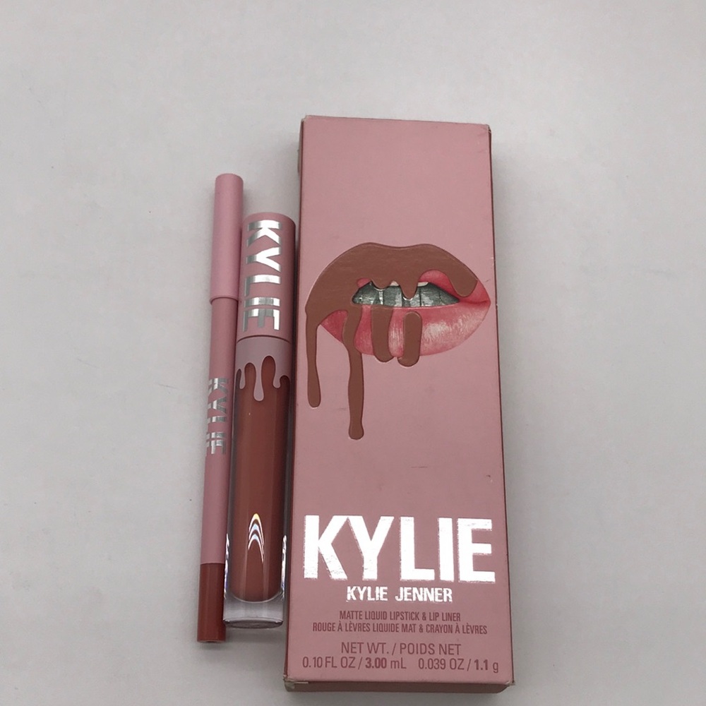 Kylie Jenner  Liquid Lipstick Candy k